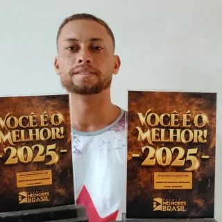 CHUCKY DE CARVALHO LEOPOLDINO