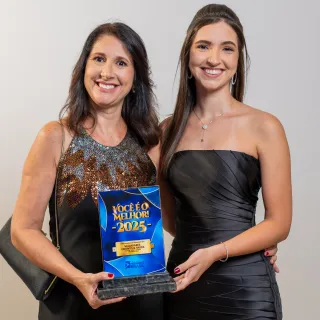 VALLADARES ODONTO & SAÚDE: 1° LUGAR - CLÍNICA DE SAÚDE MULTIDISCIPLINAR /  1° LUGAR - CLÍNICA ODONTOLÓGICA