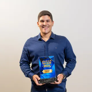 JOÃO GABRIEL JUNQUEIRA: 1° LUGAR - FISIOTERAPEUTA (EMPATE)