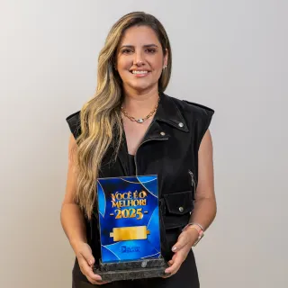 FERNANDA FERREIRA: 1° LUGAR - CORRETORA DE IMÓVEIS