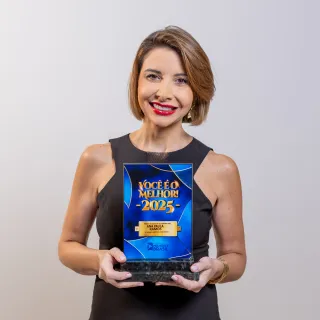 ANA PAULA RAMOS: 1° LUGAR - DENTISTA (DENTÍSTICA) (EMPATE)