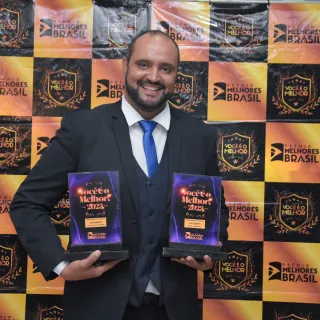 LUIZ ALBERTO: 1° LUGAR CERIMONIALISTA / 1° LUGAR SERVIDOR PÚBLICO MUNICIPAL