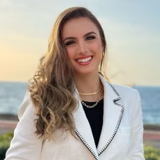 GIOVANNA BRACELOTI: 1° LUGAR DESIGNER DE SOBRANCELHA / 1° MICROPGMENTADORA 