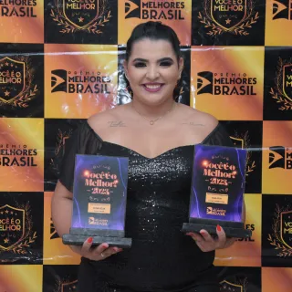 ELISA FELIX: 1° LUGAR DESIGNER DE UNHAS / 1° LUGAR MANICURE E PEDICURE