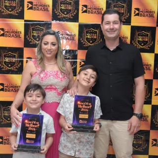 DROGARIA AMERICANA: 1° LUGAR COMÉRCIO DE SUPLEMENTOS ALIMENTARES / 1° LUGAR FARMÁCIA