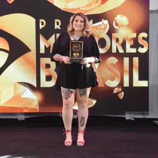 RENATA PIMENTEL ROMANI: 1° LUGAR BODY PIERCING