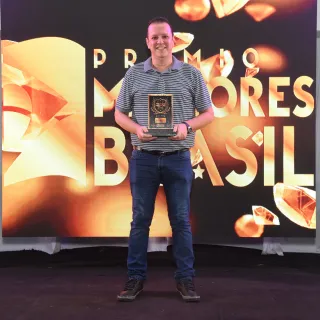  RODRIGO MENDONÇA: 1° LUGAR PROFESSOR DE CIENCIAS EXATAS 