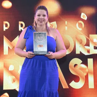 CRISTIANA DE CASTRO: 1° LUGAR ASSISTENTE SOCIAL
