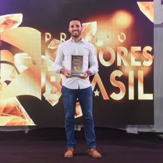 LEONARDO BONOME: 1° LUGAR PSICÓLOGO