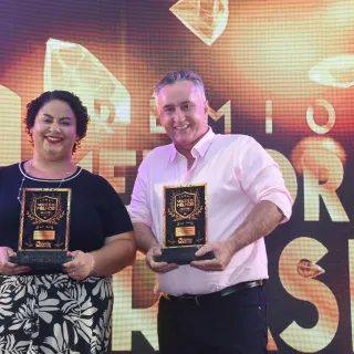 ESCRITÓRIO DE CONTABILIDADE ORMENEZZE: 1° LUGAR ESCRITÓRIO DE CONTABILIDADE / MARCELO ORMENEZZE: 1° LUGAR CONTADOR 