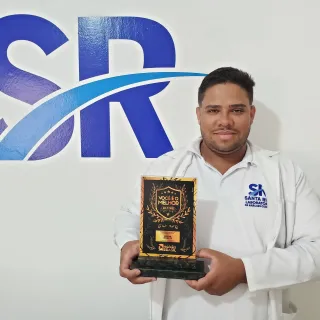 Nayan Idualte: 1° Lugar Biomédico