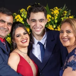 Auricélia Vieira: 1° Lugar Pedagoga / Antônio (Da Lua) 1° Lugar Mestre em Torras de Café 