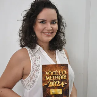 Marina Melo: 1° Lugar Professora de Português