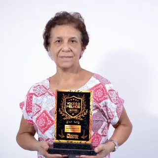 MARIA MATILDE: 1° LUGAR PROFESSORA DE MÚSICA