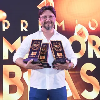 DAVIDCOM INFORMÁTICA: 1° LUGAR LOJA DE INFORMÁTICA / 1° LUGAR ASSISTÊNCIA TÉCNICA EM COMPUTADORES / 1° LUGAR COMÉRCIO E MANUT. DE CARTUCHOS E TONNERS / 1° LUGAR COMÉRCIO DE PRODUTOS DE INFORMÁTICA