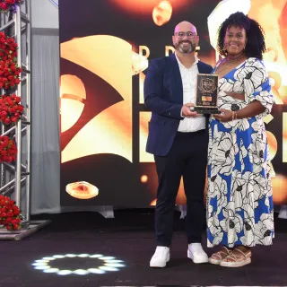 SILVA & SILVA POSTO DE MOLAS: 1° LUGAR COMÉRCIO DE PEÇAS PARA CAMINHÕES E MÁQUINAS
