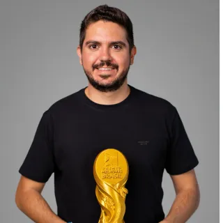 LÉO BORGES: 1° LUGAR DESPACHANTE