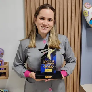 DRA FERNANDA LEITÃO: 1° LUGAR DENTISTA ODONTOPEDIATRA