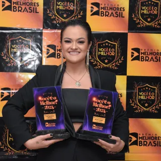 BRUNA GOBBO: 1° LUGAR CONTADORA /  EURIPA FLORENÇO: 1° LUGAR PROFISSIONAL DE RECURSOS HUMANOS
