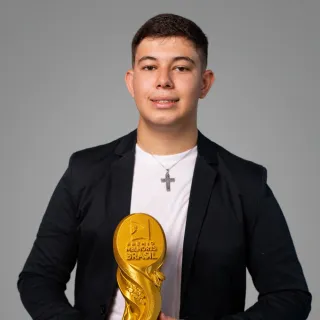 IGOR: 1° LUGAR GARÇOM