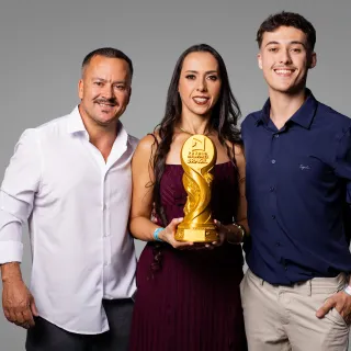 BATTUTA MILK SHAKES: 1° LUGAR - MELHOR AÇAÍ / 1° LUGAR - MELHOR MILK SHAKE / 2° LUGAR - SORVETERIA 
