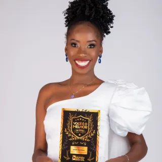 JHOSY OLIVEIRA: 1° MODELO / 1° LUGAR ASSISTENTE SOCIAL
