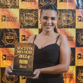 LUANA KARLA: 1° LUGAR CORRETORA DE IMÓVEIS 