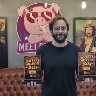 MEET PORKS: 1° LUGAR BAR / 1° LUGAR BAR DE ROCK 