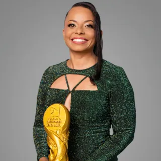 MÔNICA INÁCIO: 1° LUGAR PROFESSORA DE DANÇA