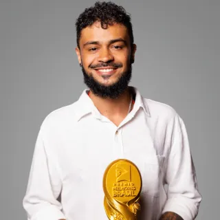 VINÍCIUS MONTANARI: 1° LUGAR CONTATO PUBLICITÁRIO (VENDEDOR DE PUBLICIDADE) / 1° LUGAR DESIGNER GRÁFICO / 1° LUGAR PROFISSIONAL DE MARKETING / 1° LUGAR PUBLICITÁRIO / MONTANARI MARKETING INTEGRADO: 2° LUGAR AGÊNCIA DE PUBLICIDADE