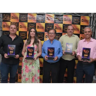 POSTO SANTO ANTÔNIO: 1° LUGAR POSTO DE COMBUSTÍVEIS / 1° LUGAR MELHOR COMBUSTÍVEL / 1° LUGAR TROCA DE ÓLEO / KASSUS: 1° LUGAR FRENTISTA / ARI: 1° LUGAR TROCADOR DE ÓLEO 